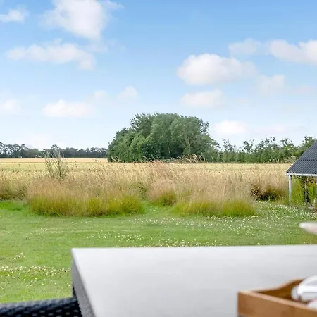 Feriehus Stunning In With Wifi And 2 Bedrooms *