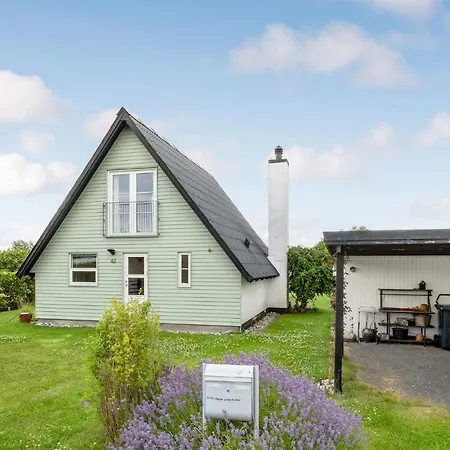 Feriehus Stunning In With Wifi And 2 Bedrooms Otterup